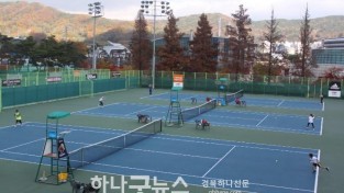 테니스 꿈나무 최강자 가리자-스포츠산업과(사진2).jpg
