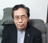 김선재 목사, 울진산불 피해 교회에 500만원 전달